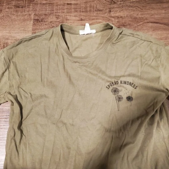 T-shirt - Picture 2 of 4